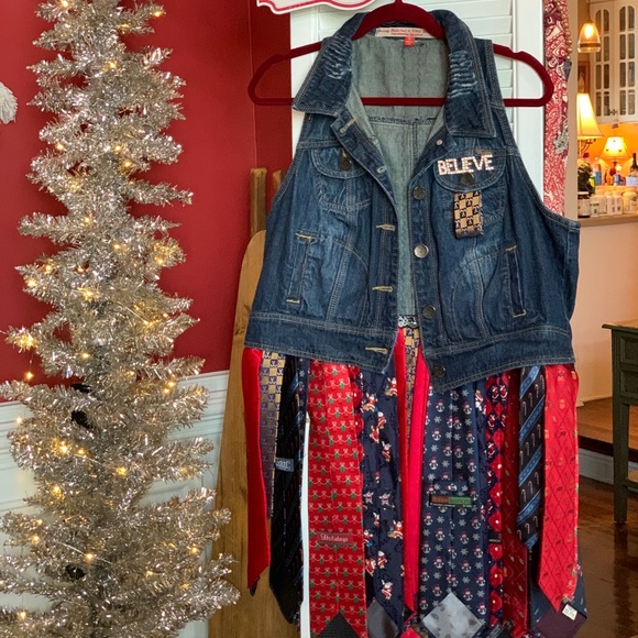 🎄Upcycled Vintage Christmas Denim Gypsy Ooak - Picture 2 of 9